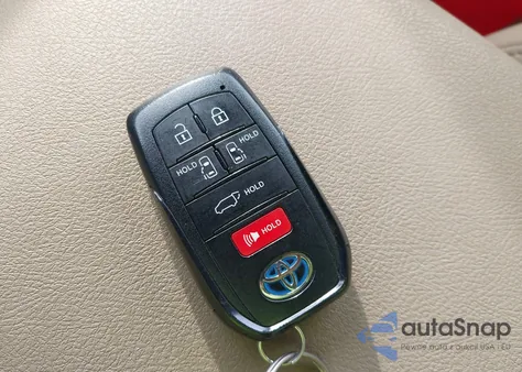 2021 Toyota Sienna Xle from USA, damaged, VIN 5TDYRKECXMS063665